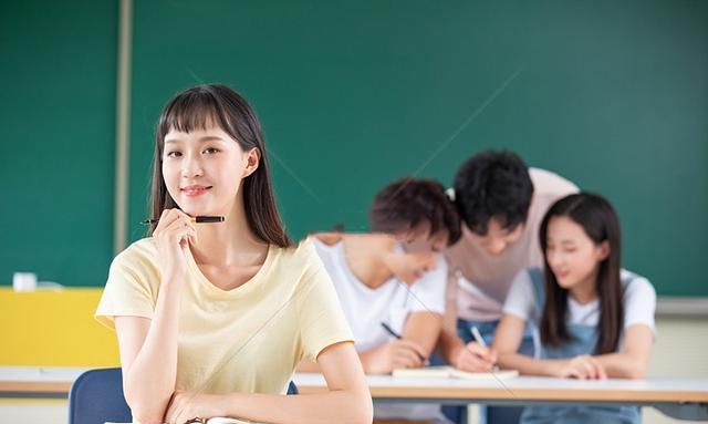 大学生认为上课这样做是巴结老师?他们大错特错了!