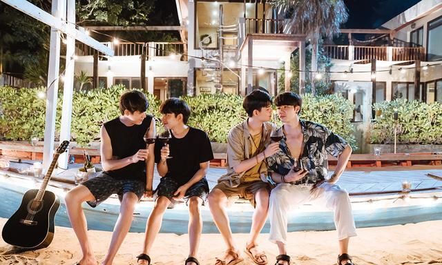 又甜又奶的身高差夫夫 自产自销型恋爱 携糖甜蜜来袭 身高 恋爱 小说 新浪新闻