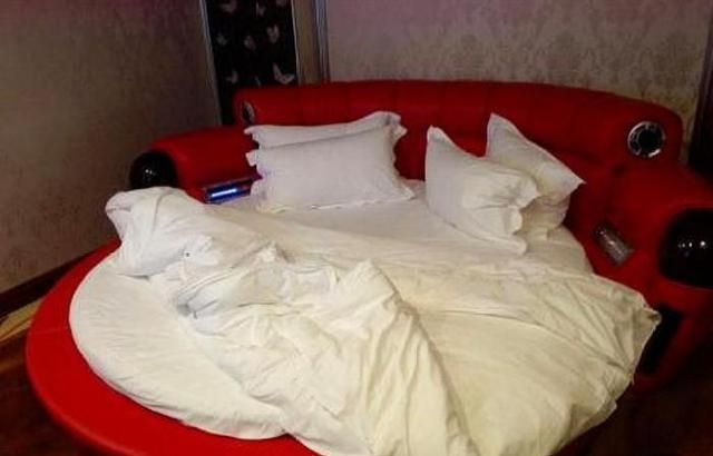 为何酒店床上用品大多是白色美女前台偷偷道出缘由