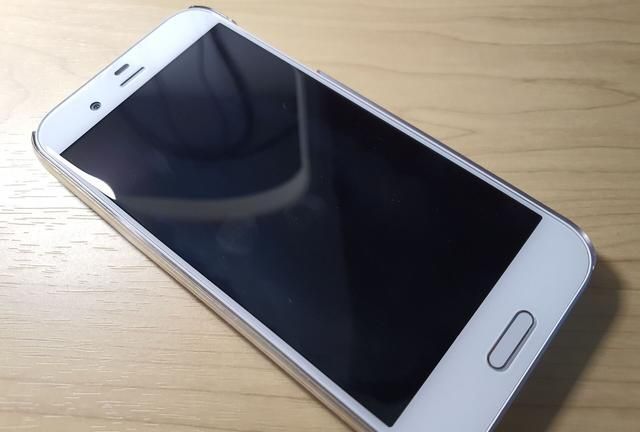 400元的夏普r120hz刷新率骁龙835这才是最强的洋垃圾手机