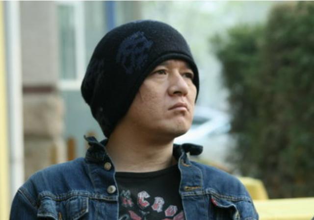 中戏校草周迅前男友,因吸毒被唾弃,最终跳楼自杀|贾宏声|伍宇娟|吸毒