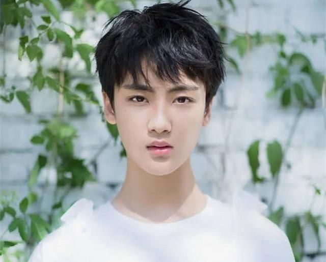 清平乐怀吉扮演者边程有多帅温文如玉眉目如画未来可期