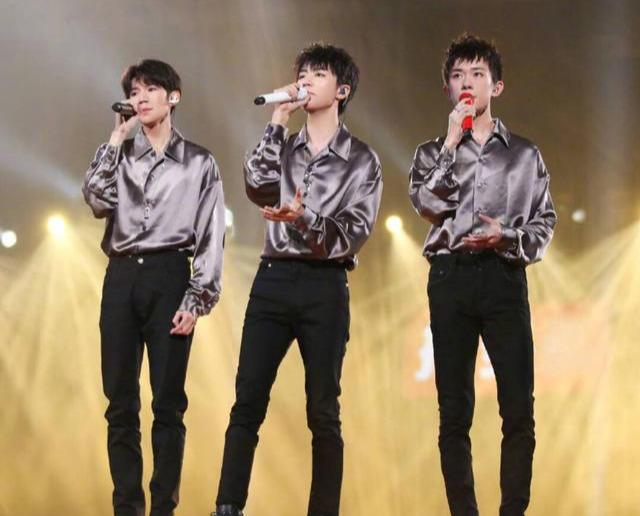 朋友请听好r1setfboys团魂炸裂时刻团魂永远迷人永远美好