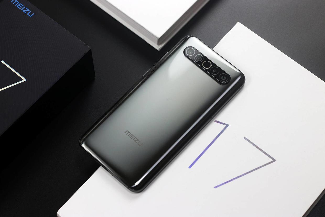 迟来的精品魅族17十七度灰上手评测怎一个香字了得