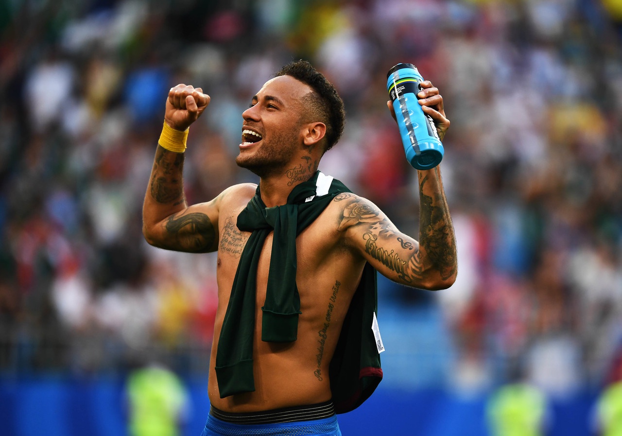 内马尔:我正在努力训练,将以最强姿态归来