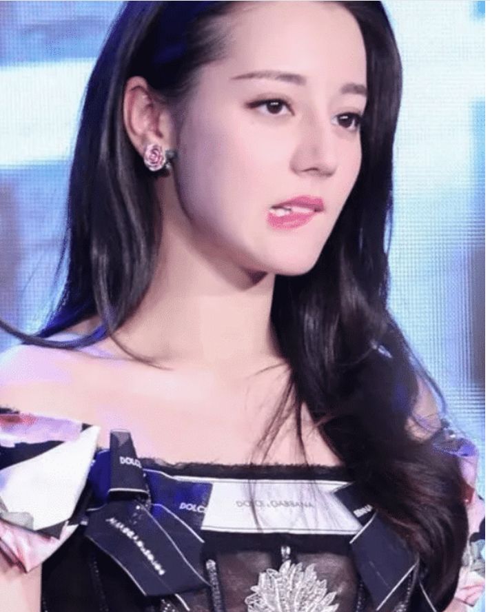 刘亦菲冷酷,赵丽颖迷人,看到热巴:忍不了