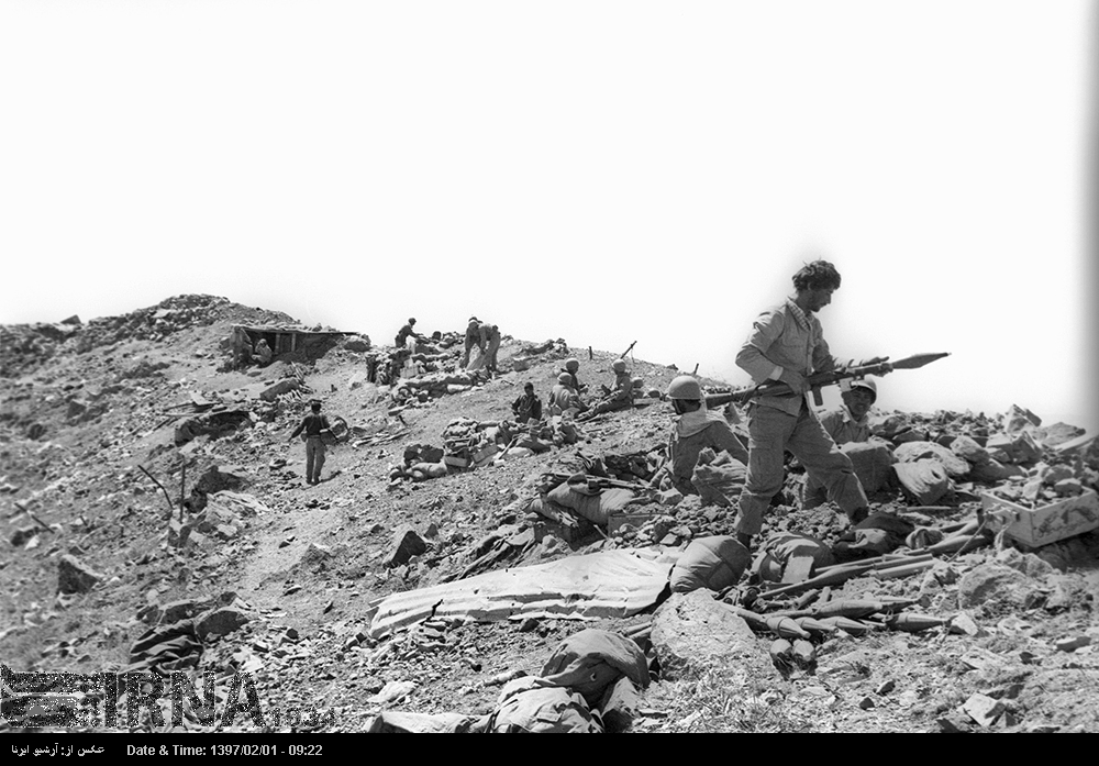老照片 两伊战争中的伊朗军队 见证了战争的残酷|两伊战争|伊朗|卡尔