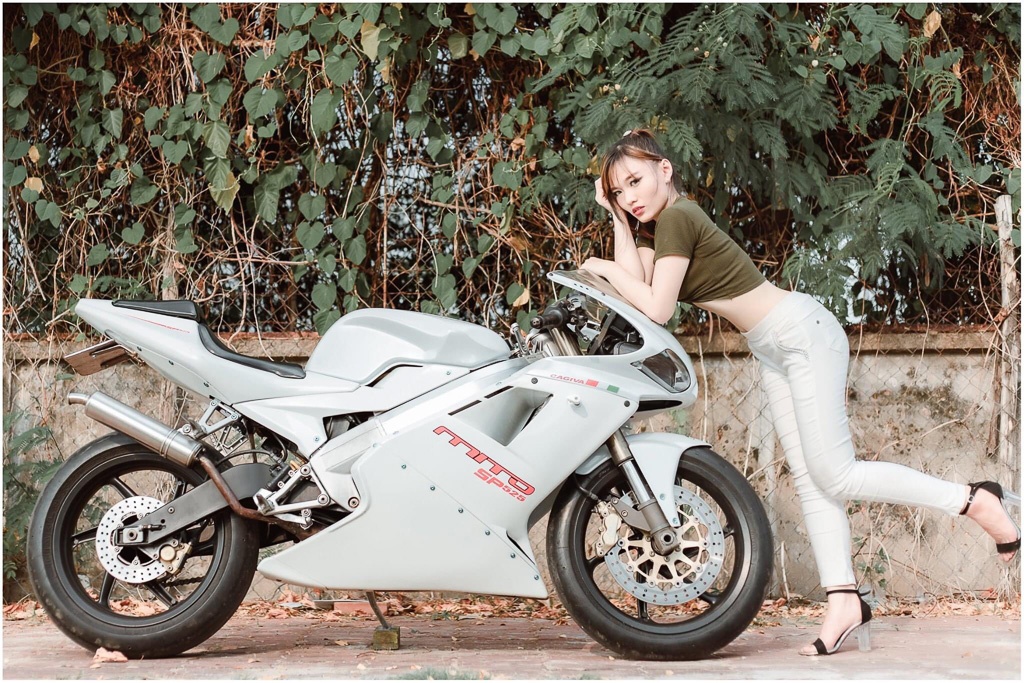 这是乔瓦尼·卡斯蒂廖尼于1950年创立的摩托车制造公司cagiva的产品