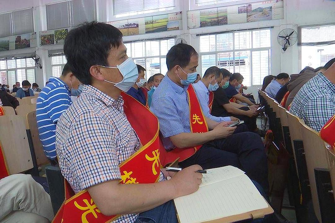 回顾总结武汉新洲区旧街街召开2020年度农村工作会议