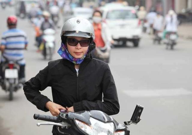 10年前越南摩托少，日本摩托车特贵3000美金，如今女子都骑摩托车