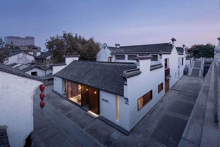 农村隐世豪宅,世袭四合院,花5年改成民宿,效果惊艳引万人围观