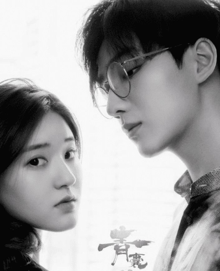 赵露思发博官宣"情侣照",看清两人神仙组图,网友直呼:在一起