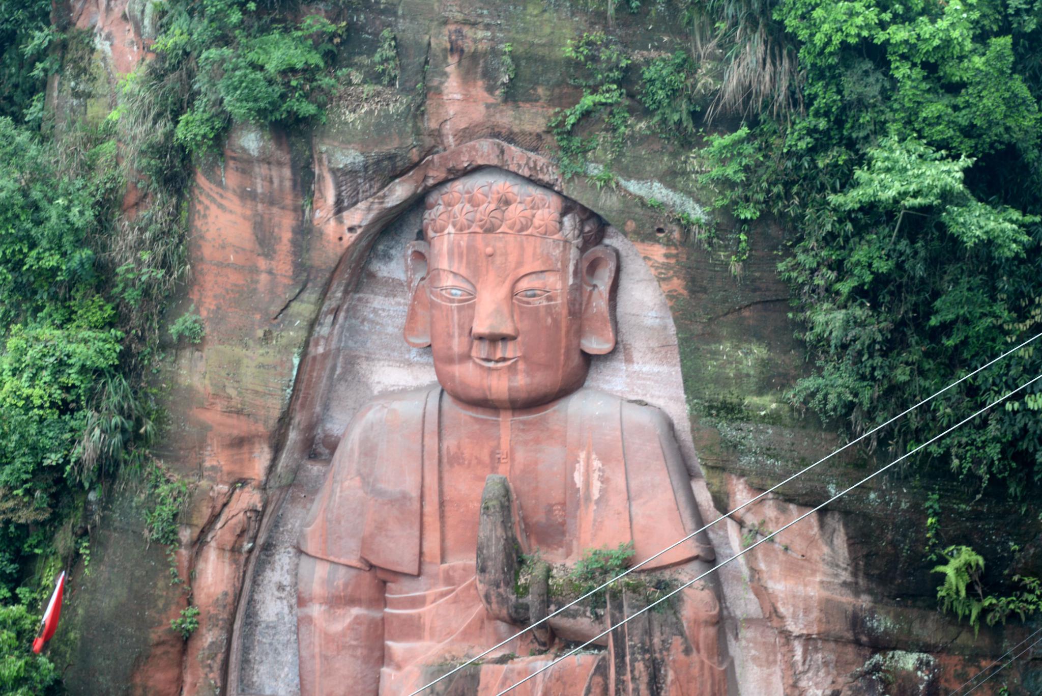 佛像却没有脚,令人匪夷所思|八仙山|龙华古镇|大佛_新浪新闻