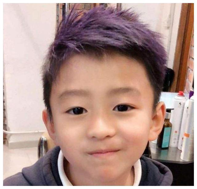 谢霆锋要慌了二儿子越长越像这个人张柏芝不解释一下