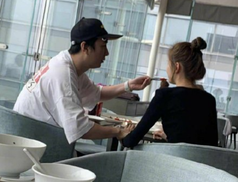 王思聪18任女友中，为什么她最让人难忘？（组图） - 1
