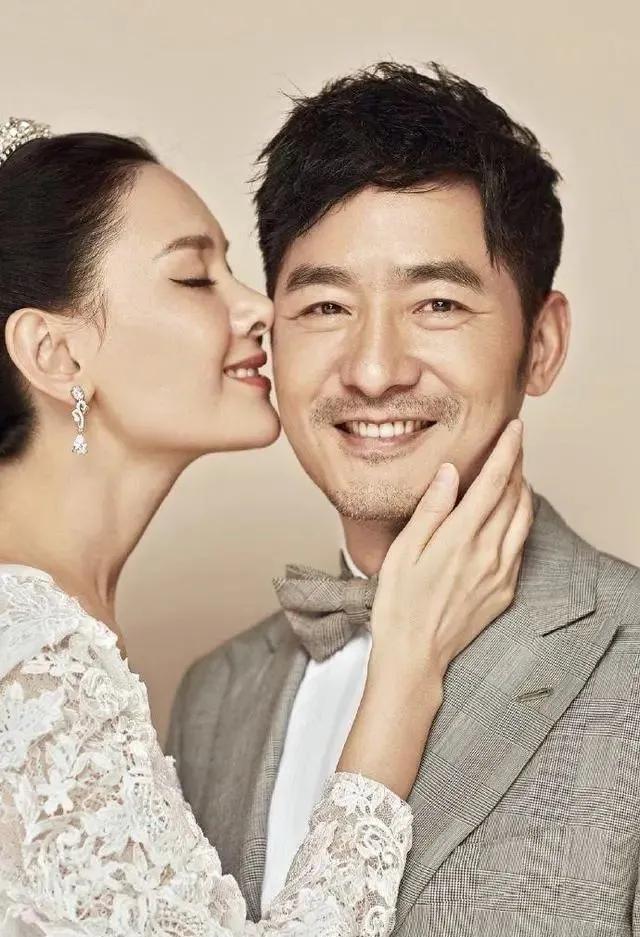 郭晓东和程莉莎的婚姻告诉我们:睡觉,是检验真爱的最好标准!
