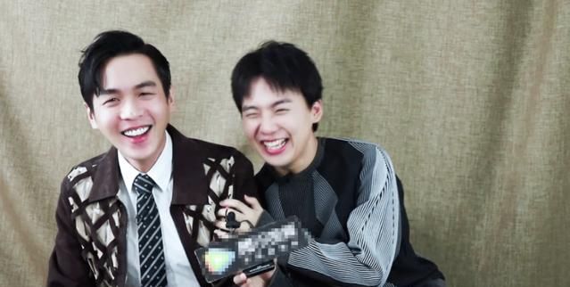 郭麒麟成男神收割机,张若昀搂住吴磊拉着