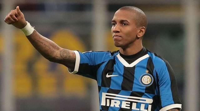 焕发第二春阿什利杨长头发了留发后神似拉斐尔