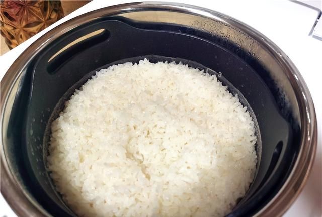 民以食为天蒸出健康米饭臻米脱糖电饭煲有绝招
