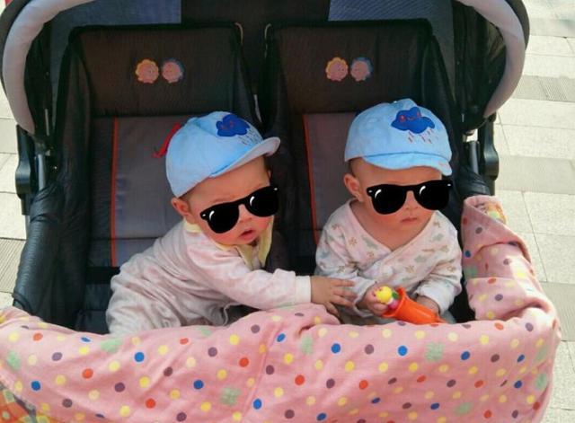 产妇一次生下2个宝宝丈夫还没高兴完医生却说这不是双胞胎