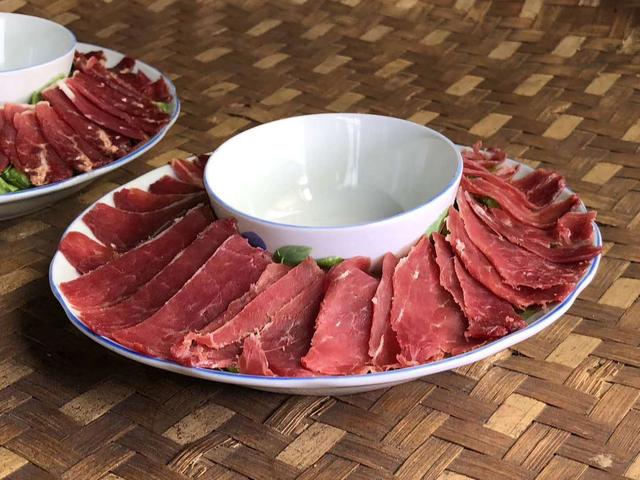 难忘云南怒江人间美味之"老窝火腿"