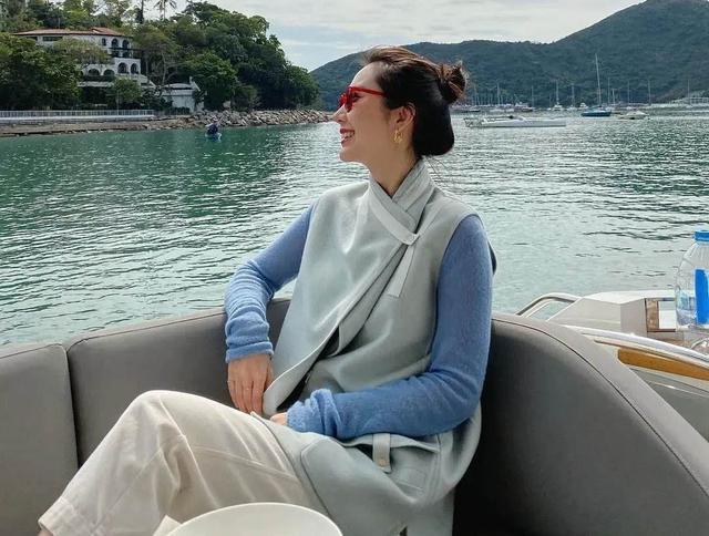 蒋凡仍受公司重用,董花花创业,张大奕开始独居