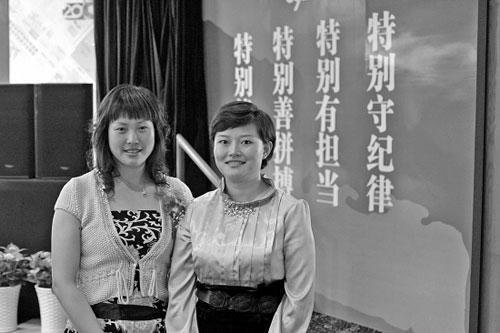 举重冠军展旭刚现状:退役后曾任高官,妻子曾是空姐|占旭刚|姚健|举重