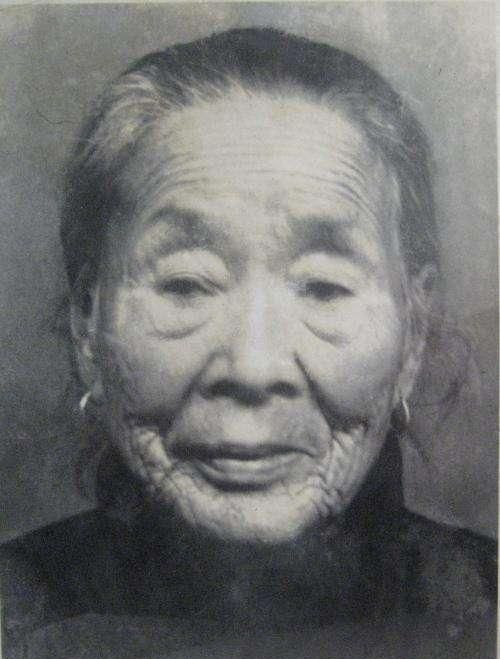 这样的生活虽然美好,但是张春莲的心中还是有一根刺过不去,那就是她