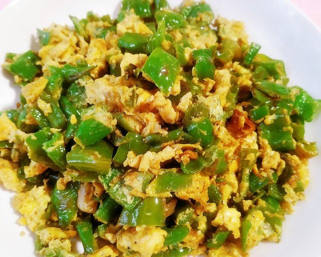 家常鸡蛋菜谱,不一样的辣椒炒鸡蛋,下饭神器,今晚米饭不够吃