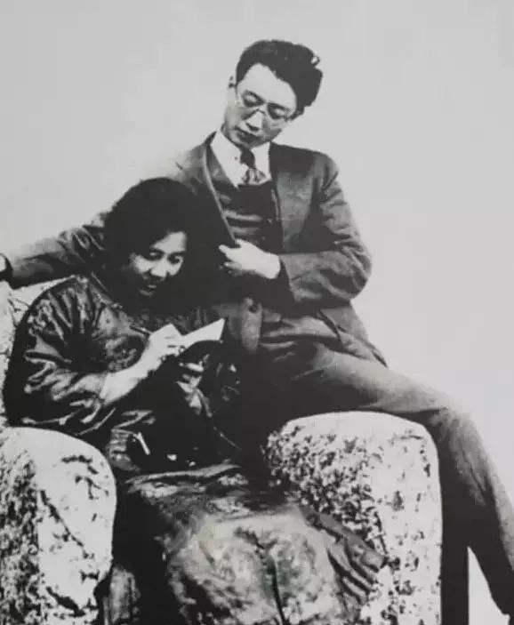 他爱上已婚的学生,并跟其丈夫坦白|杨之华|沈剑龙|瞿秋白_新浪新闻