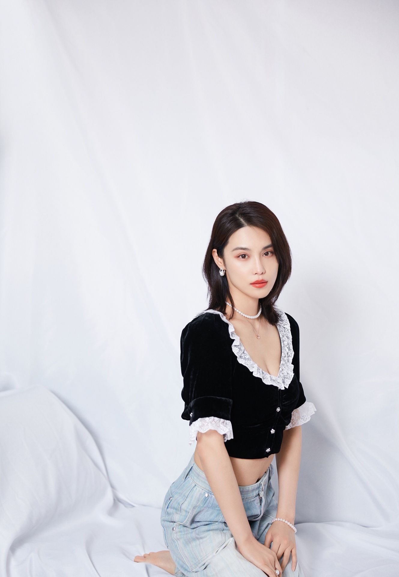 韩丹彤穿搭果然好看,2020年早秋复古风就学她了|韩