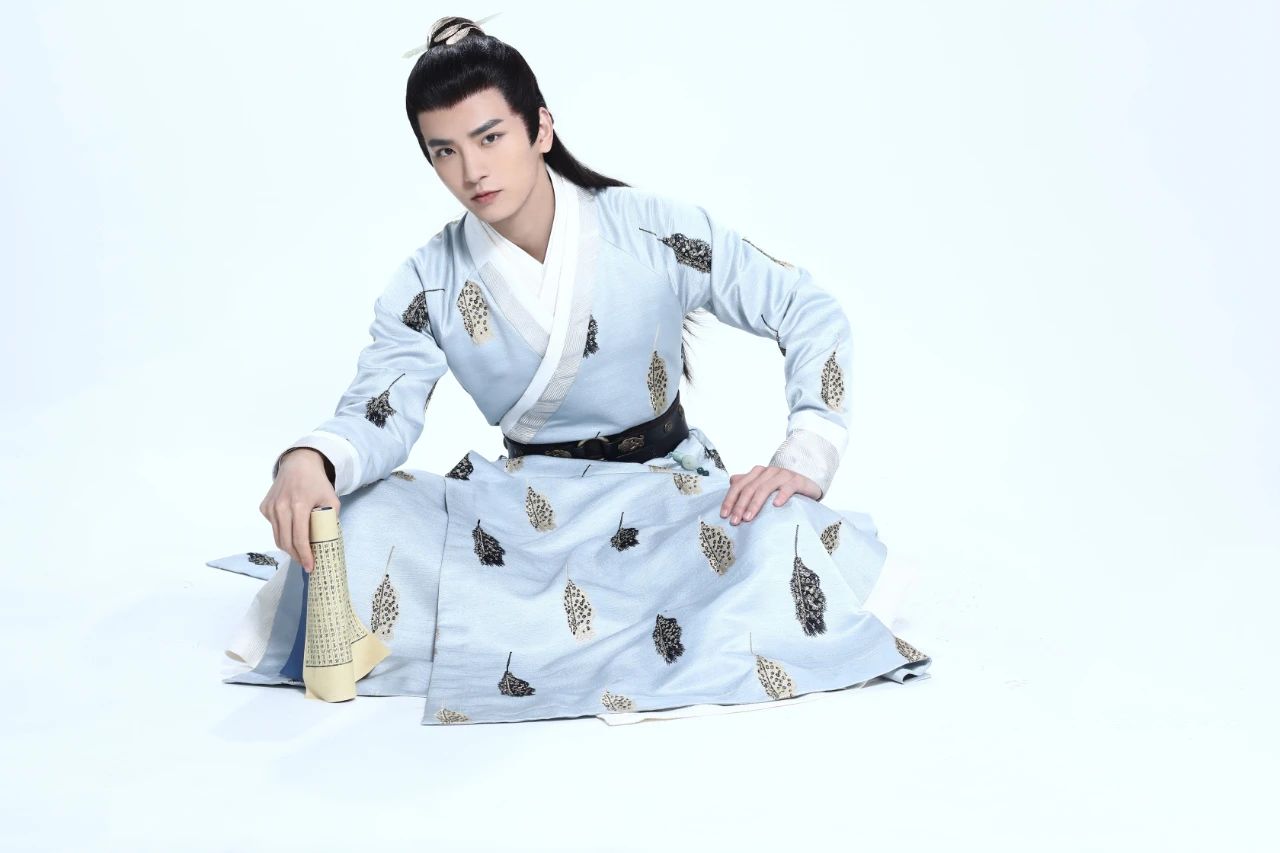 《新版流星花园》西门,《长安少年行》子安,还没入股吴希泽吗?