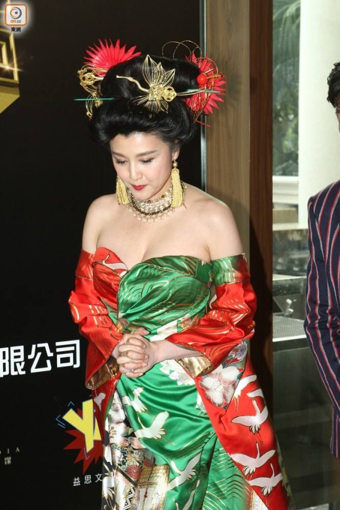 颜值甩方媛几条街,如今48岁韵味十足|藤原纪香|郭富城|方媛_新浪新闻