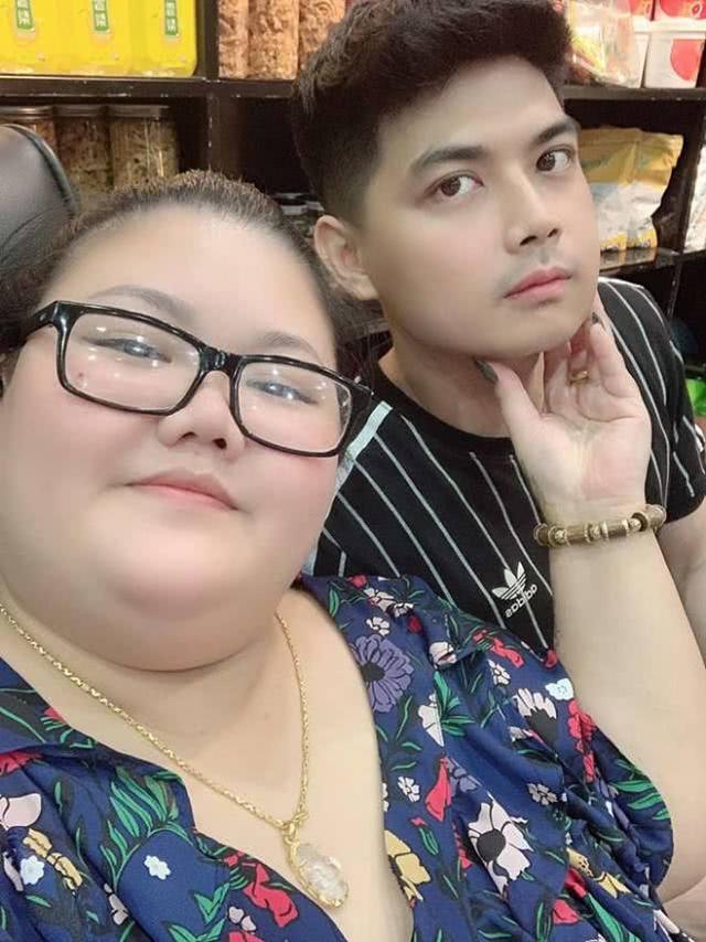 帅小伙娶比自己重60斤的胖女孩不被看好,如今结婚5年生活幸福