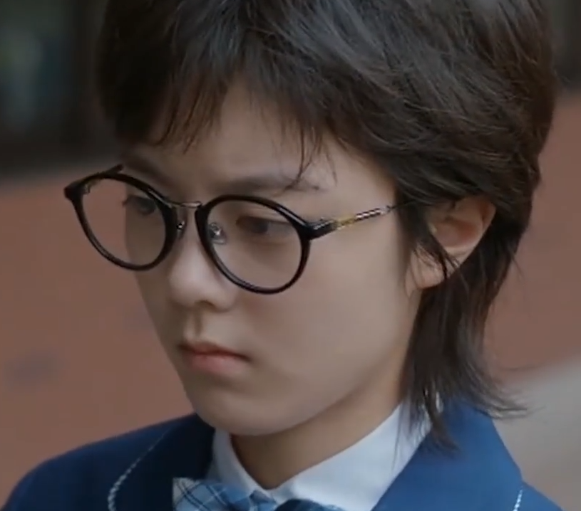 林妙妙原本聪明善良,为何后来沉迷于直播?竟是编剧有意为之!