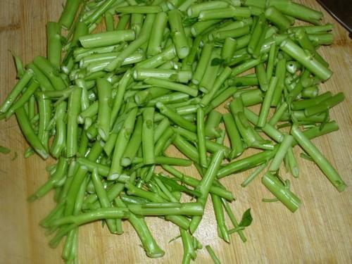 这菜5月吃正当时,洁齿防蛀除口臭,简单一炒贼下饭,不吃亏大了