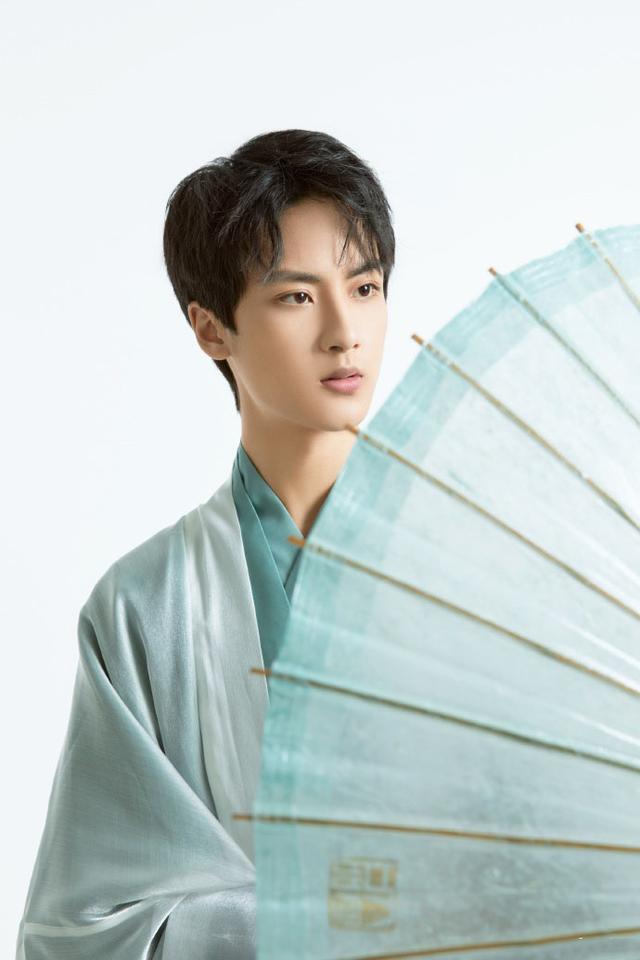 边程向任敏公开道歉网友评论有趣而任敏22字回应交给时间