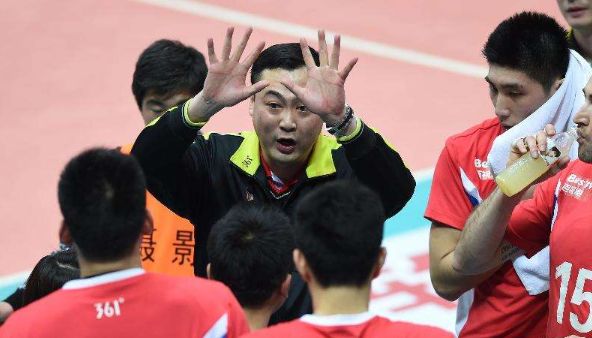 祝福!上海男排"钻石王老五"终于脱单,妻子低调不露面