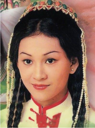 周润发闪婚余安安称一辈子爱她为何9个月后将她赶出家门