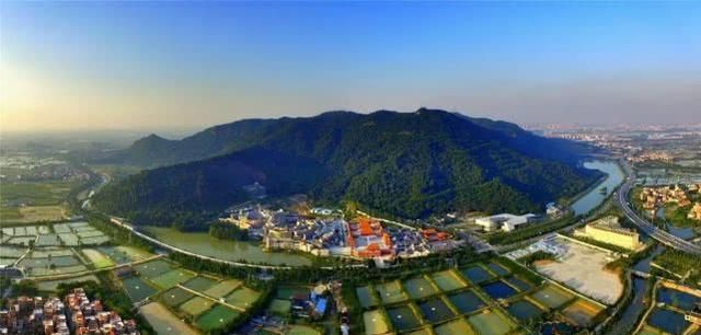 佛山各镇gdp排名2020_广东省的“第一镇”,GDP高达1129亿,实力堪比地级市