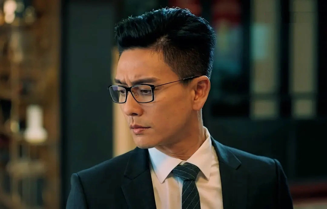 黄宗泽参加飞虎同学会他和胡杏儿感情又被重提