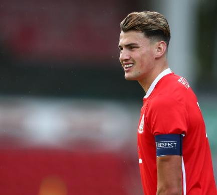 5月20日 前曼联年轻球员,目前效力于米尔顿凯恩斯的普尔近日接受采访