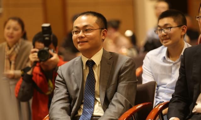 围棋世界冠军唐韦星感叹:爱情真是玄学 比围棋玄太多了