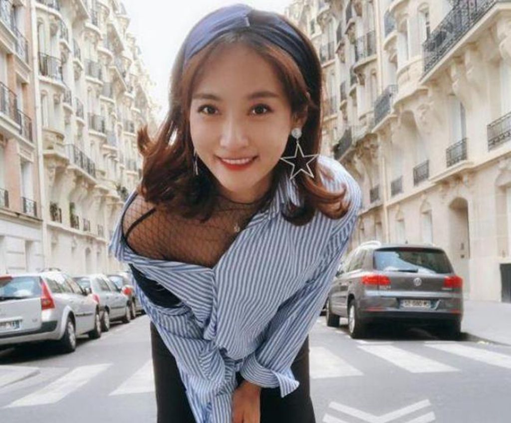 篮球女神石一童,长相酷似江疏影,退役后打街球走红,31岁太美了