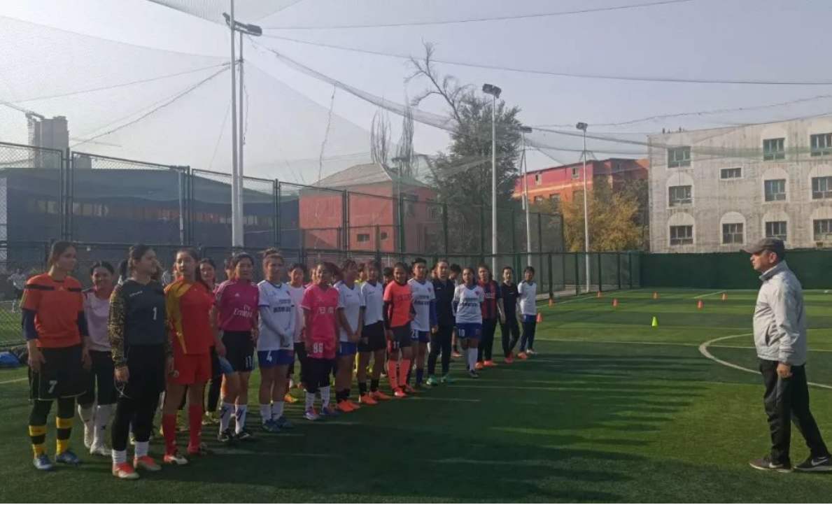 新疆雪豹女足能够死而复生，为什么中国男足想要复活如此之难？休闲区蓝鸢梦想 - Www.slyday.coM