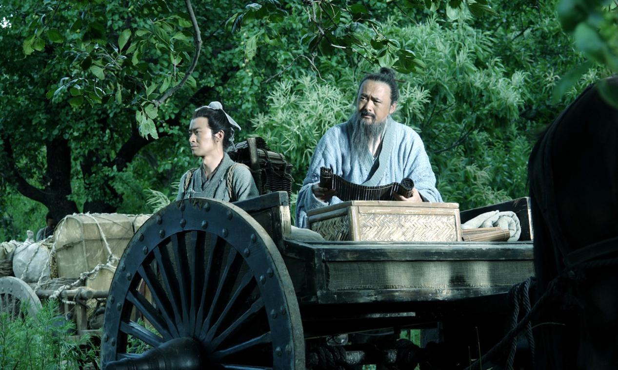 孔子的父亲叫叔梁纥母亲叫颜徵在为何孔子却姓孔他跟着谁姓