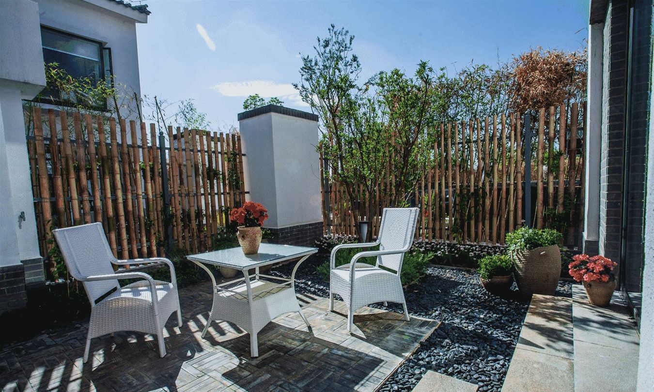 有钱我也要买带院子的房子,专挑h型庭院买