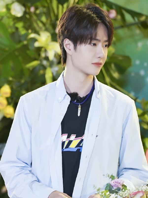 沈月,黄景瑜,王一博,伍嘉成,张艺兴,陈晓,范丞丞,王子异