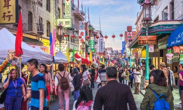 今非昔比?从人声鼎沸到"人去楼空",美国唐人街怎么了?