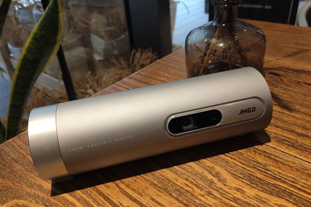 画质高清小巧便携的坚果p3投影仪评测